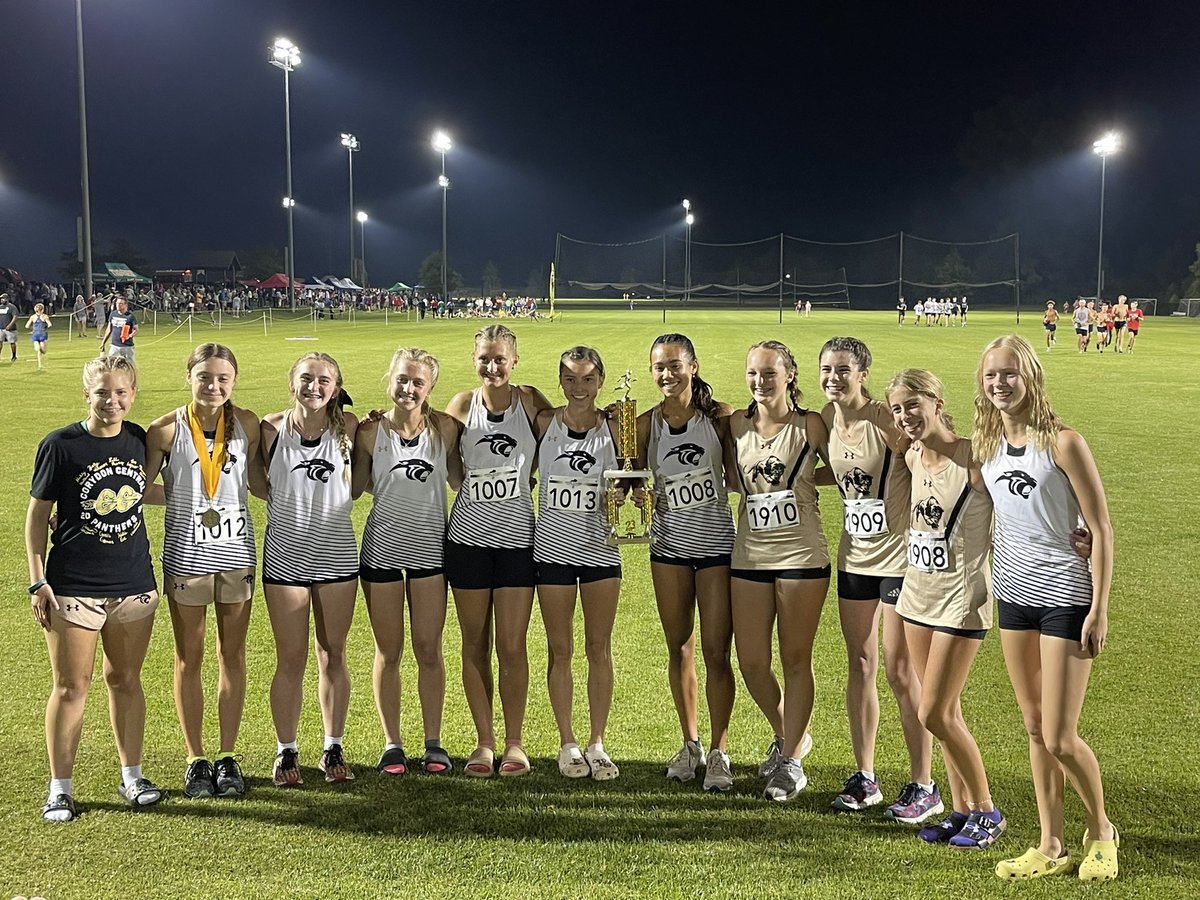 CorydonXC_Track's tweet photo. Competed in the Run for the Gold Invite this evening. No official results yet, but we do know we had 10 PRs for the guys and 4 for the girls! Team wise, the varsity girls took 1st place! Great job everyone! https://t.co/UC1TQ49eem