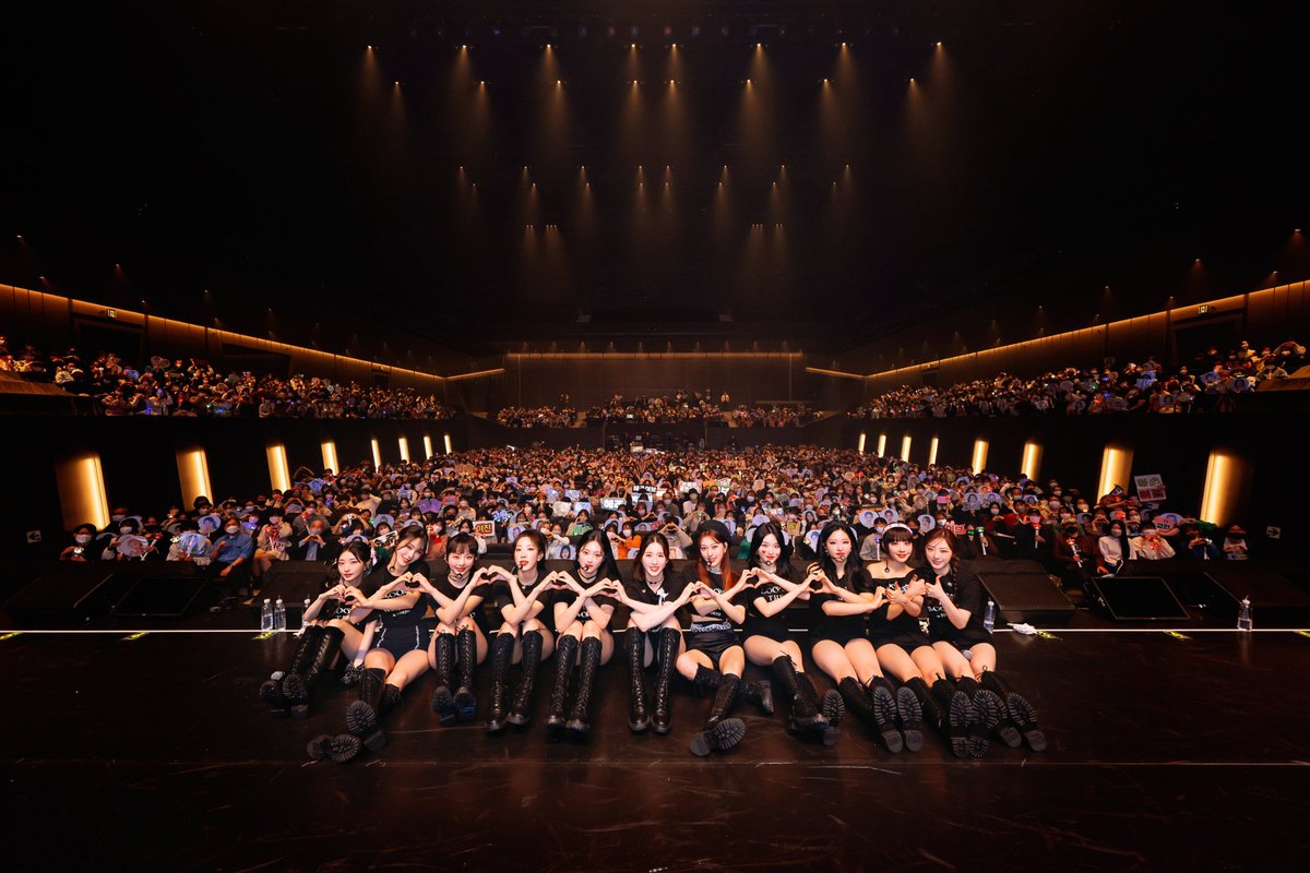 mkzk2828's tweet photo. 遅れたけどるーなちゃん5周年おめでとう🫶🏻
🐰🐱🕊🐻🐸🦌🦉🐟🦇🦢🐧🦋🐺
#5YearsWithLOONA https://t.co/v3nOPLLKe4