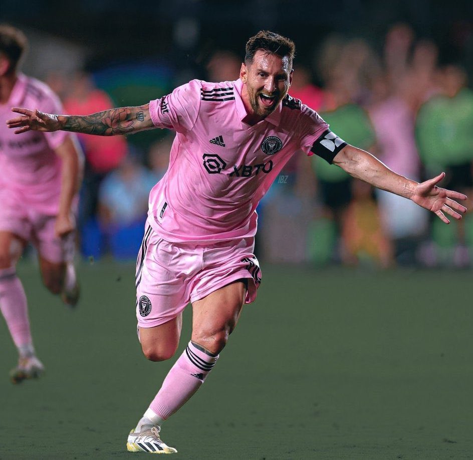 F*ck it! I’m following every Messi fan who replies to this tweet