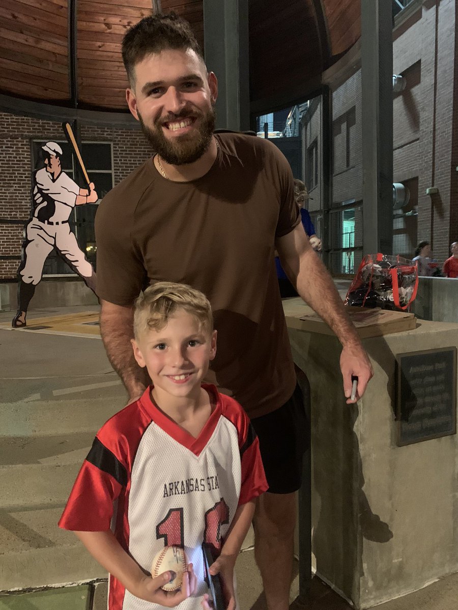 Stewart says his first <a href="/memphisredbirds/">Memphis Redbirds</a> game was “lit,” and then he asked if I knew what that meant. 

It was awesome to run into NEA’s own <a href="/GrantBlack16/">Grant Black</a> after the game. This Newport Greyhound has to be the nicest pro athlete in America, and he capped off a memorable night!