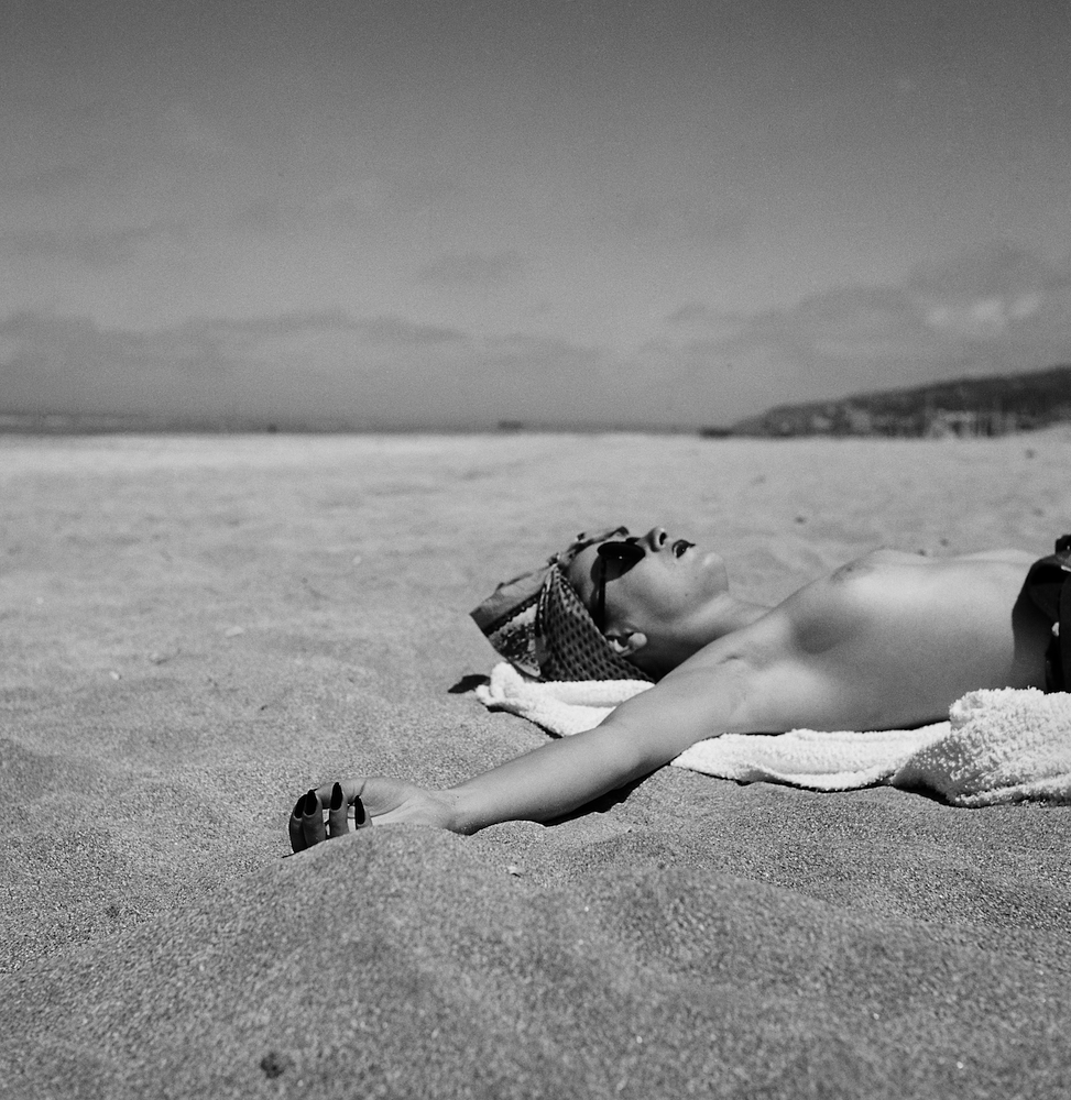 louise43678507's tweet image. Coco, Deauville
1938 
Jacques Henry Lartigue