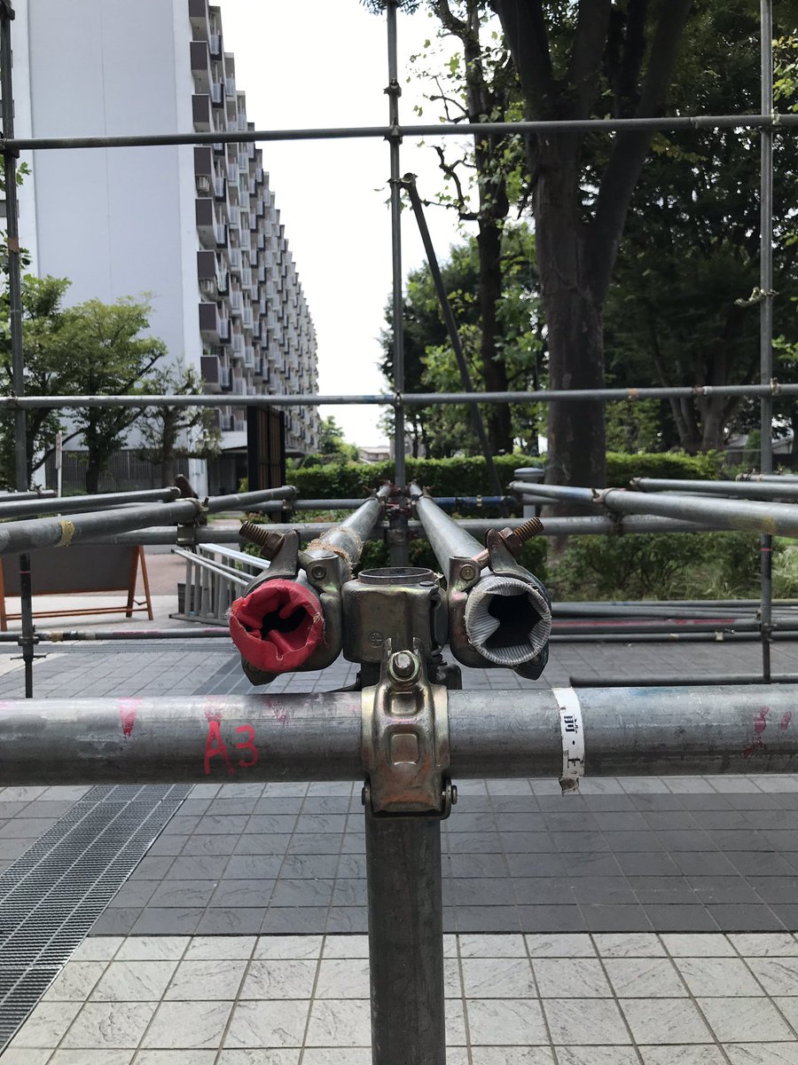 ichishima_h's tweet photo. 来週末のゆりの木まつりのためのステージ設営。みんなで組み立てるのは楽しい！

#赤塚 #板橋 #まつり ＃ゆりの木 https://t.co/L4mC014dZz