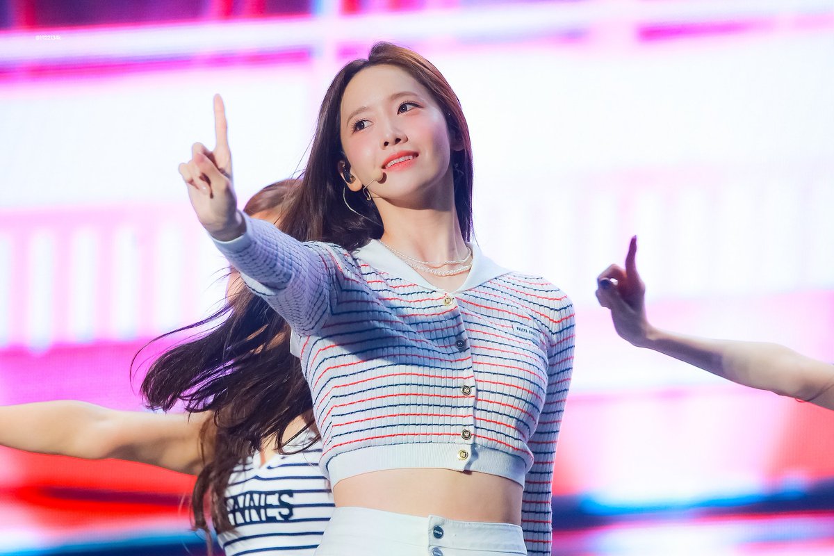 YOONADDICTcom's tweet photo. 220820 was legendary 😍

#LimYoonA #임윤아 #YoonA #윤아 https://t.co/B3sHl1fhlQ