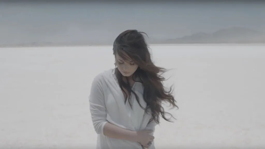 PopCrave's tweet photo. What is your favorite hit song by Demi Lovato? https://t.co/JQldrRhax3