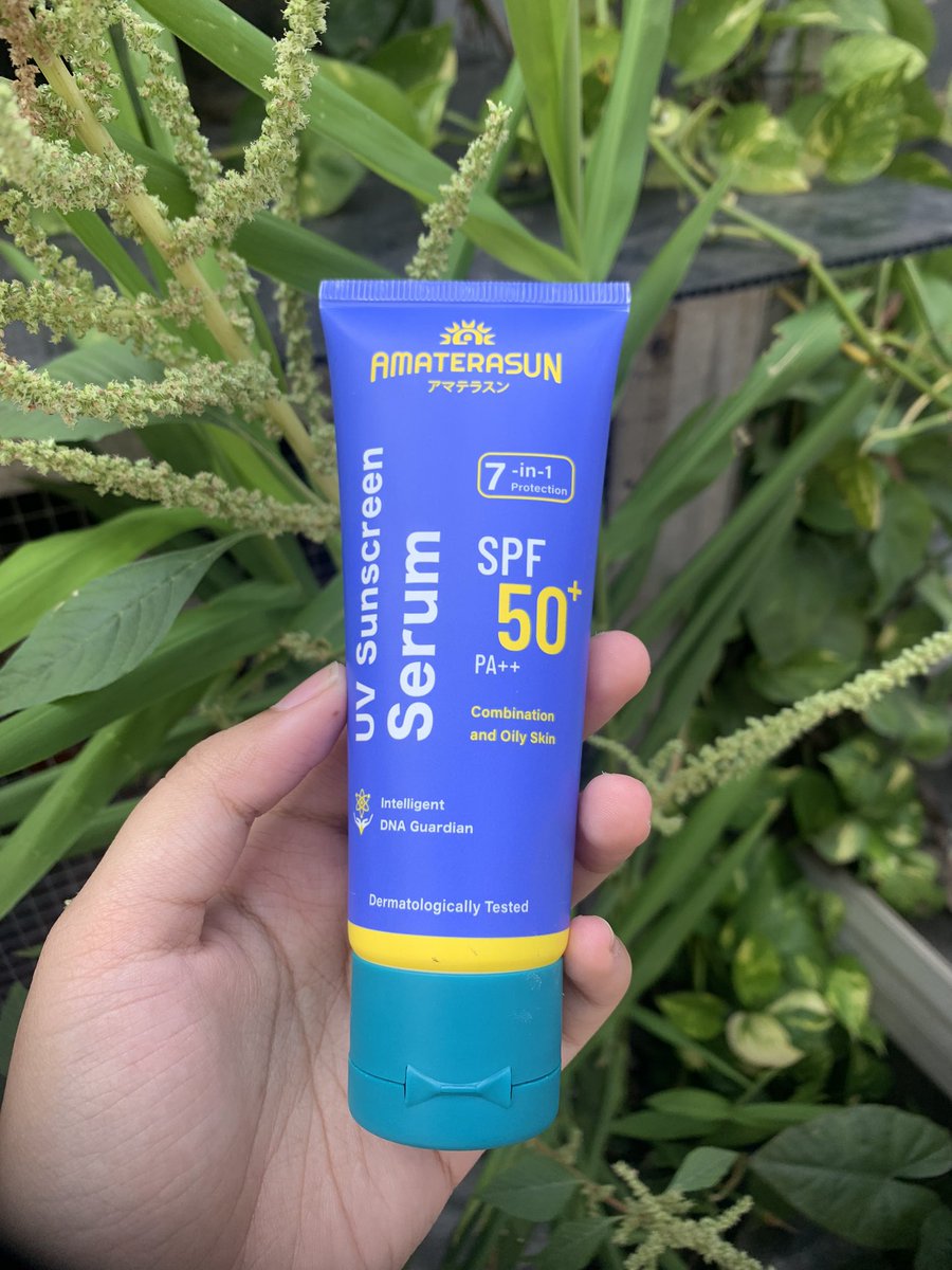birubaru__'s tweet photo. Mau spill sunscreen serum baru yang teksturnya aku suka banget! @amaterasunofc. Dia cenderung cair, jadinya mudah menyerap di kulitku. Sudah diuji juga claim spfnya real #Amaterasun #SPFSpecialist https://t.co/SvMweC69W7 

#amaterasunofc
#SPFSpecialist https://t.co/KEVKQXT2vm