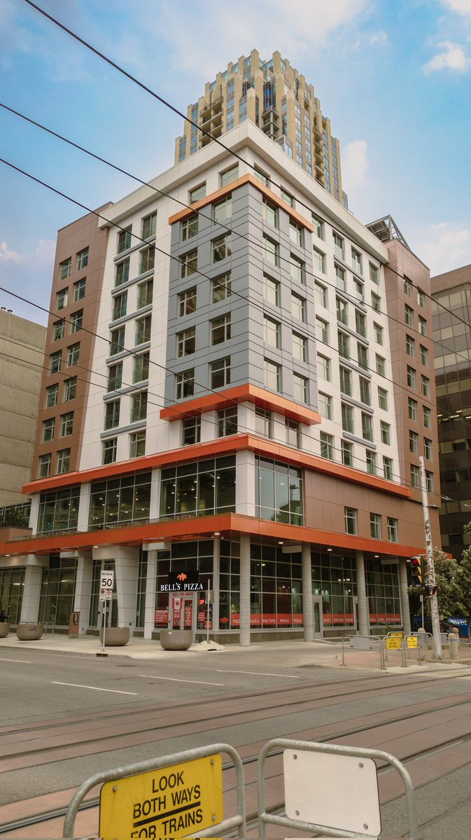 cmcalgary's tweet image. That building always reminds me of the Ghostbusters firehall for some reason.

#yyc #calgary #exploredowntownyyc