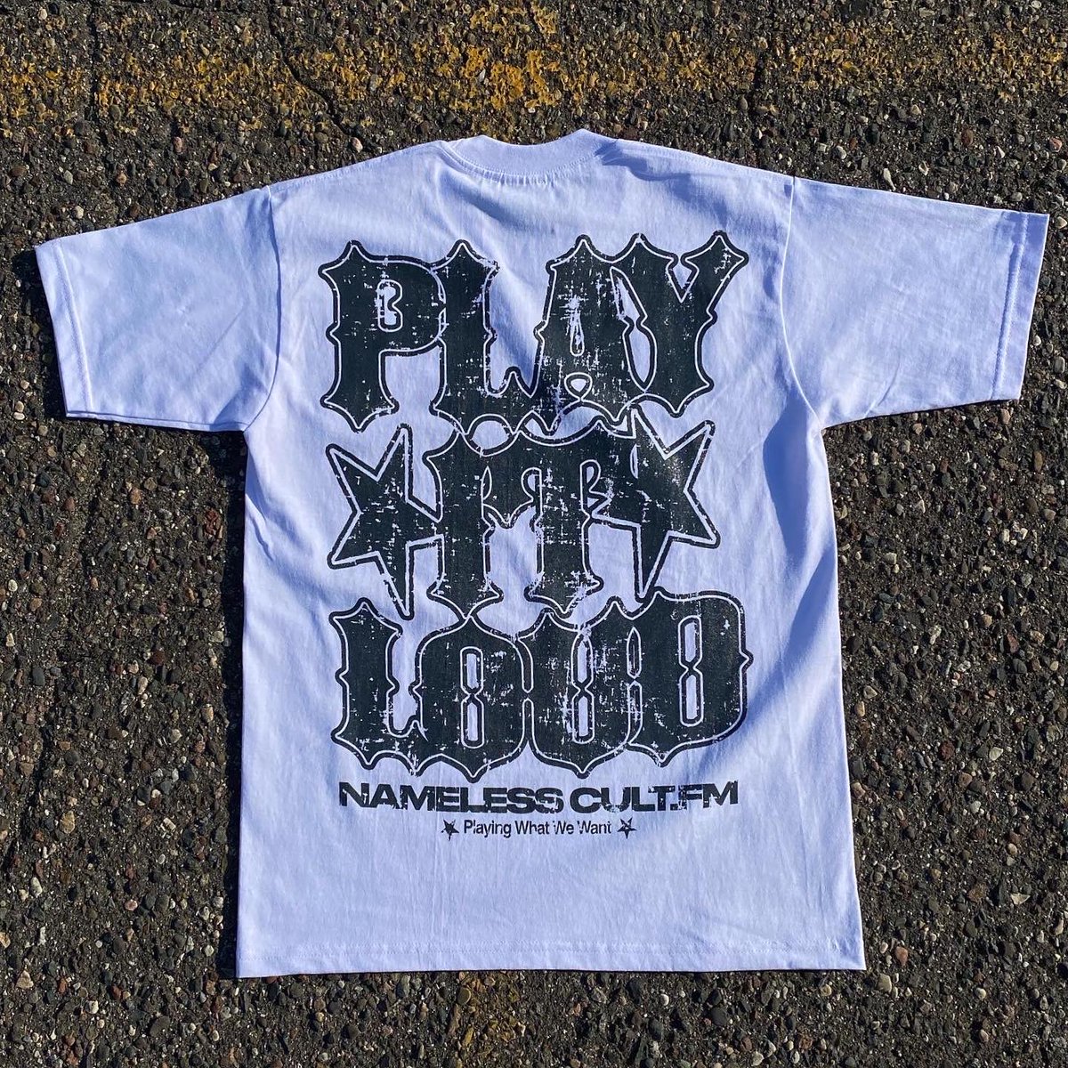 cult__member's tweet photo. The https://t.co/ebz5jrB2rD Tee. These are entirely pre-made and ready to ship. 🏴‍☠️ Dropping Friday 8/25 at 5PM CST. 

- 6.5 oz Heavyweight 100% Cotton
- Printed on Pro Club Heavyweight
- Ships the day after you order
- FREE SHIPPING
- NEVER RESTOCKING

https://t.co/vzvWdL1Gg7 https://t.co/qAiAKIdPY3