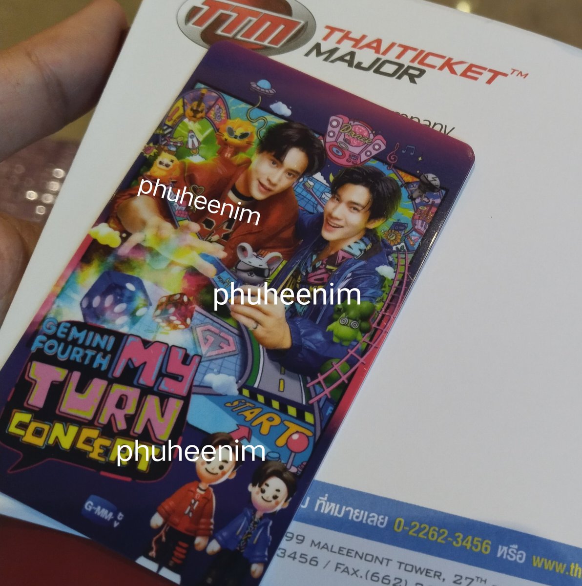 Phuheenim's tweet photo. D1 26 August โซน G แถว O 1500THB บาท นัดรับได้ในเขตกทม สนใจส่งข้อความ
Day1 Zone  G Row O (1st row of 2000)
1500 THB
Face to face pick up at Bangkok area
#ตลาดนัดเจมีไนน์โฟร์ท 
#Fourthnattawat 
#เจมีไนน์โฟร์ท #GeminiFourth  #Gemini_NT  #GeminiFourthConcert
https://t.co/kGEYlATY4V https://t.co/47H1CtzGoo