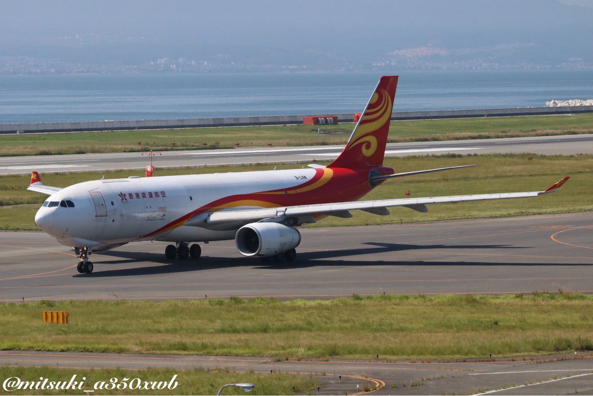 mitsuki_a350xwb's tweet photo. HONG KONG AIR CAGRO
A330-243F B-LNW
2023.08.20 KIX
本当に来てくれるとは思ってもみなかった
香港貨運航空のA332F
06からの上がりを狙う予定だったが関空に着いたら24
撮影諦めたけど出発は遅れたおかげで無事に撮影できました😆
#香港貨運航空
#kansai_airports
#skyview_KIX https://t.co/AQJxrWUhwN