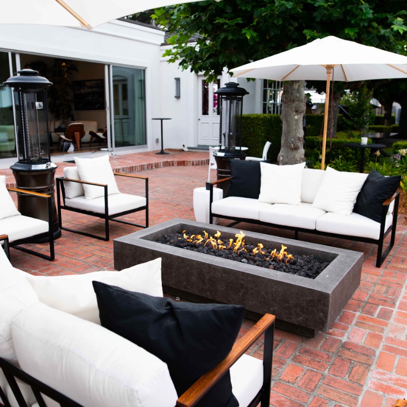 Lamborghini's tweet photo. Exclusive Super Sports Cars. Exclusive celebrations. Lamborghini Lounge Monterey opened its doors to VIP guests for an unparalleled brand experience in an exquisitely designed private villa.    ​

#Lamborghini