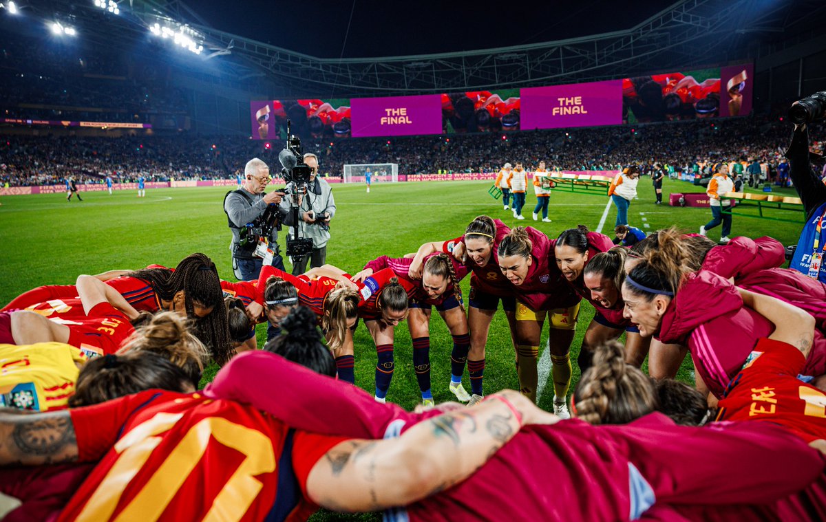 SEFutbolFem's tweet photo. 💥 ¡A POR LA FINAAAAAAAL! https://t.co/wz63HL6ULZ