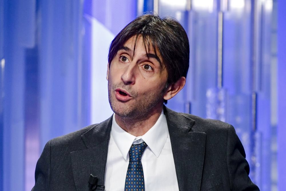 Caso #Vannacci, #Donzelli: “In un mondo libero si scrive ciò che si pensa.”

Peccato non poter scrivere cosa si pensa di Donzelli.