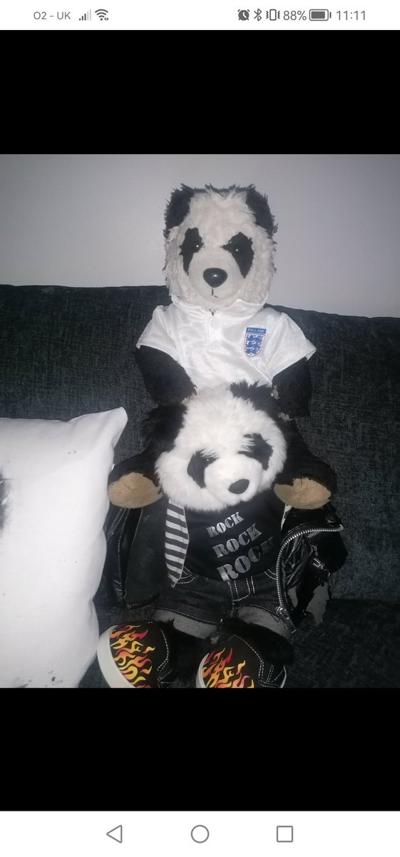 BabyPanda99's tweet photo. Come on England
Bring it home for us 🏴󠁧󠁢󠁥󠁮󠁧󠁿

#worldcup https://t.co/QGlbo2vB1H