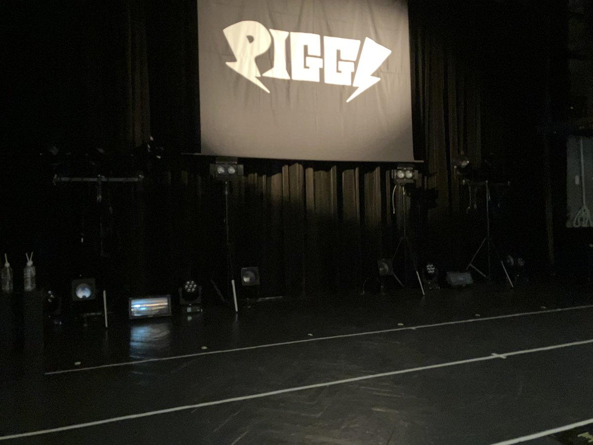 BANchanLOVE_'s tweet image. ほんしか！

#PIGGS
#BBS3