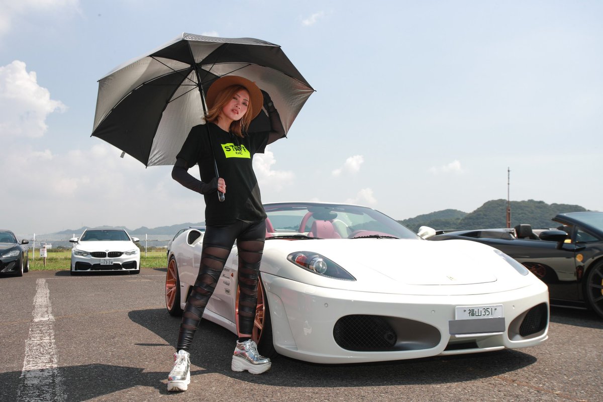 k_mio_anbara's tweet image. #khcclubjapanmeeting 
#KHC

今日は暑すぎて死ぬかもってなったけど
スーパーカー達はかっこよすぎた♡