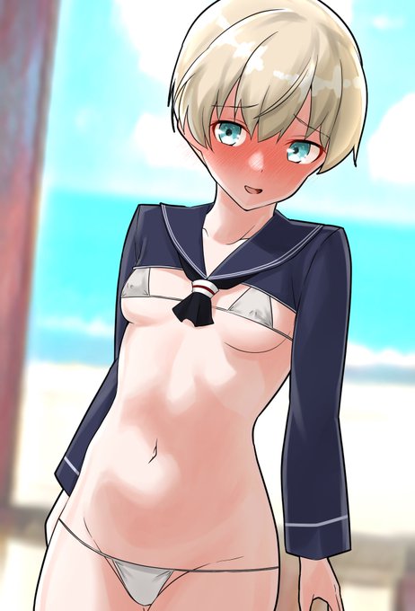 レーベちゃんにえっちな格好をさせたい… 