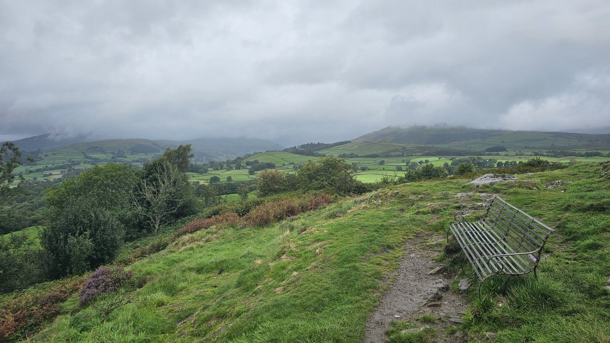 Orrest Head, #Windermere this morning. Showers in the Lakes, but the views are still tremendous! @Paul_Rose @lakedistrictnpa @OrdnanceSurvey #Hiking #Outdoors