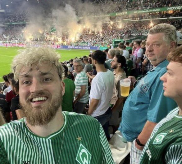 Joel🖤💛 tweet media