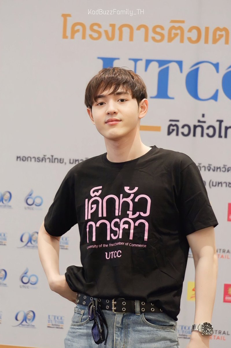 KadBuzzFam's tweet photo. 🍀🍀คืนนี้PKกับคุณกาดของเรา
เวลา 20.00-21.00 น.กันค้าบ🍀🍀
เจอกันได้ที่ App Vibie นะค้าบบบ
🐰🍀VIBIE LIVE ID : KADKAD🍀🐰
@kadploysupa
#กาดไม่ใช่การ์ด #KadElement
#ELEMENTTH https://t.co/dH81e8p0Iq