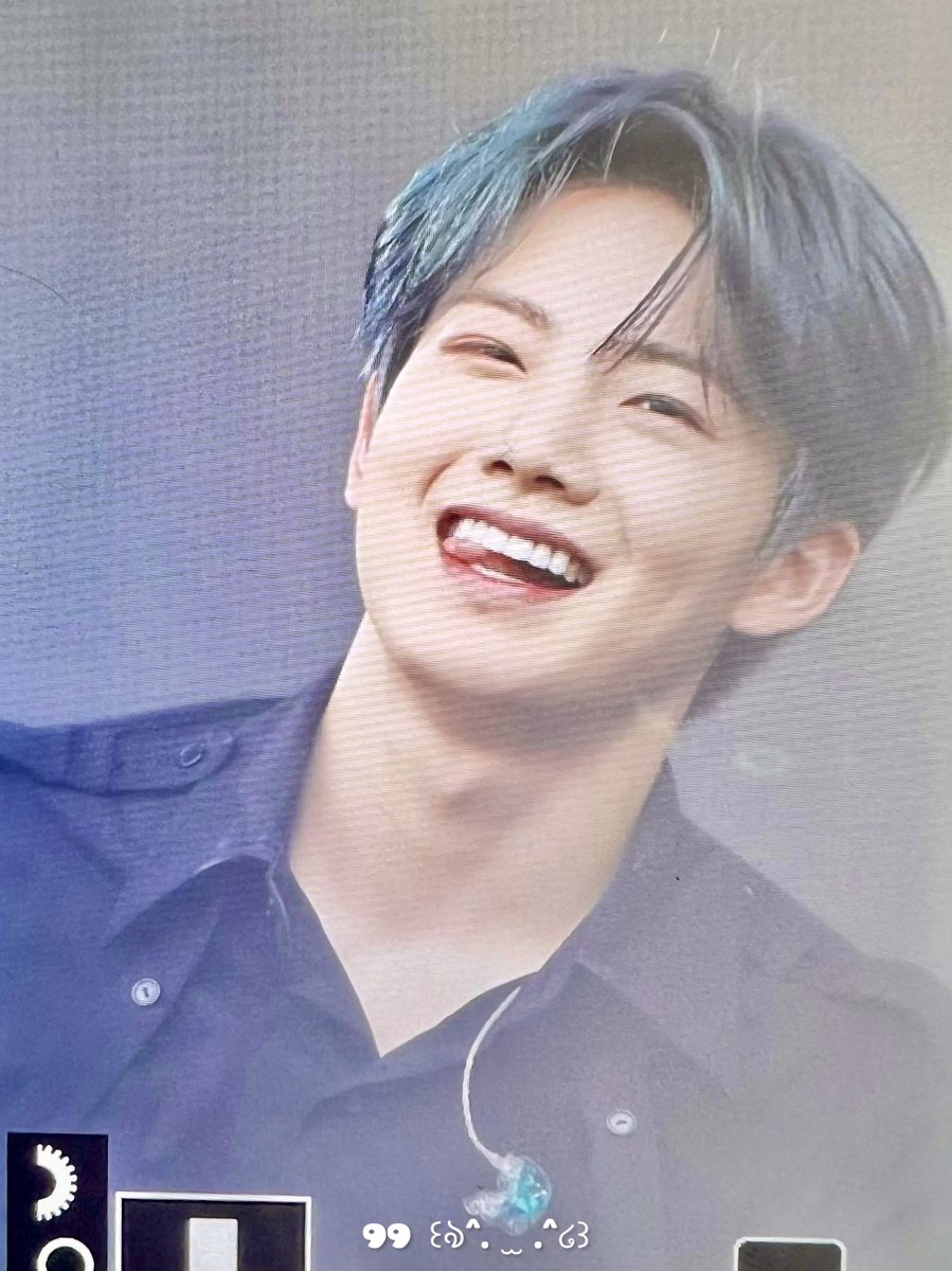 kyuhoer's tweet photo. JUNKYU. THAT'S THE TWEET. https://t.co/gk582xBEj1
