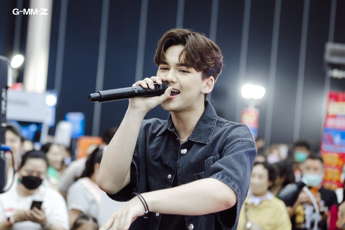 gmmztv's tweet photo. 🐯🫶🏼

#GMMZ #PowerBuyExpo2023
#TiggerTheriault #ทิกเกอร์ #GNEST #GMMGrammy https://t.co/ocDJ9MjX1L