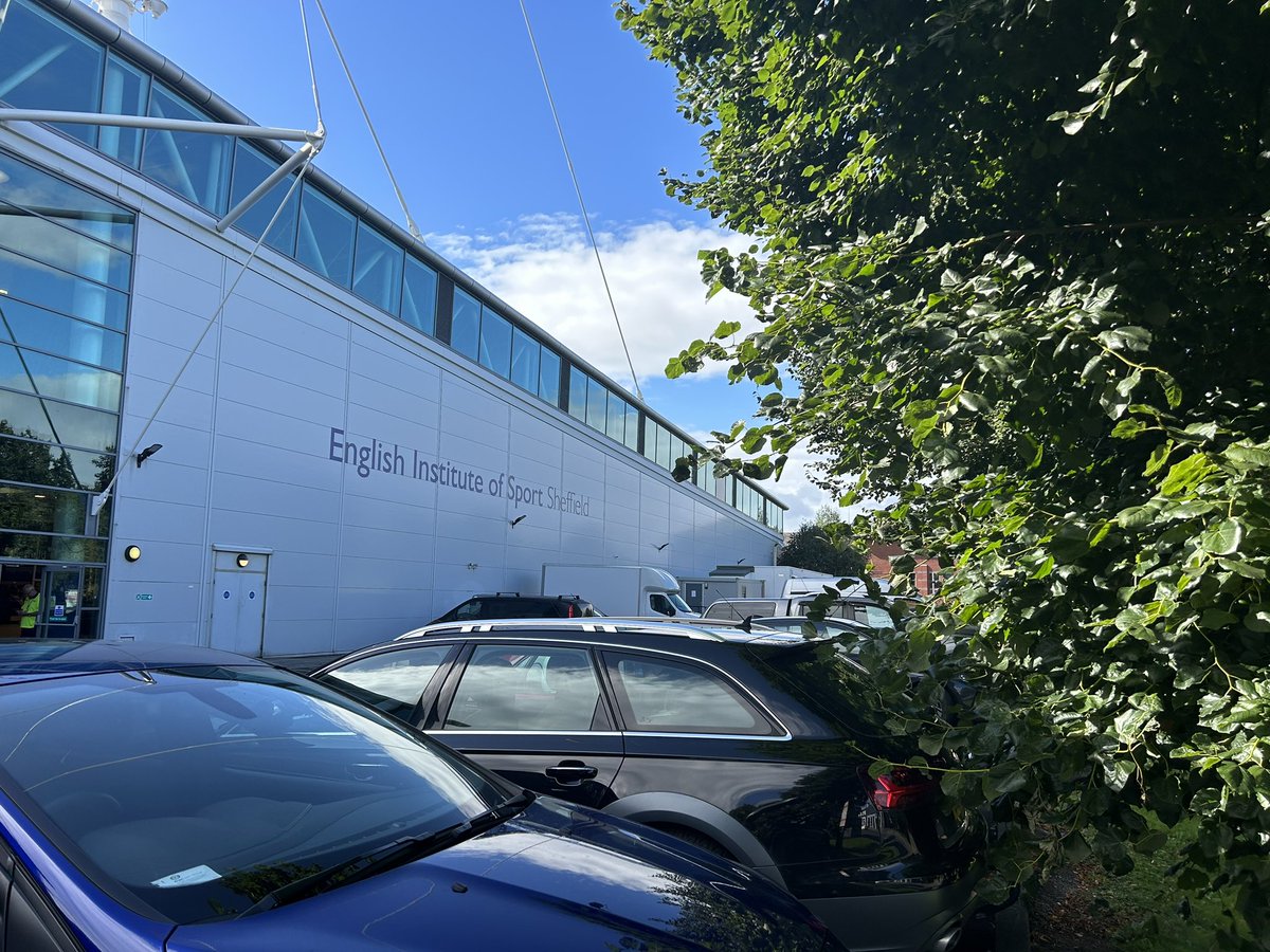 RugbyLeeds's tweet photo. We have arrived…🦏🏆

Don’t forget that you can watch our #ChallengeCup Final clash LIVE on the @BBCSport iPlayer and website, kick off 1pm📺 https://t.co/GKmHTXcEyW