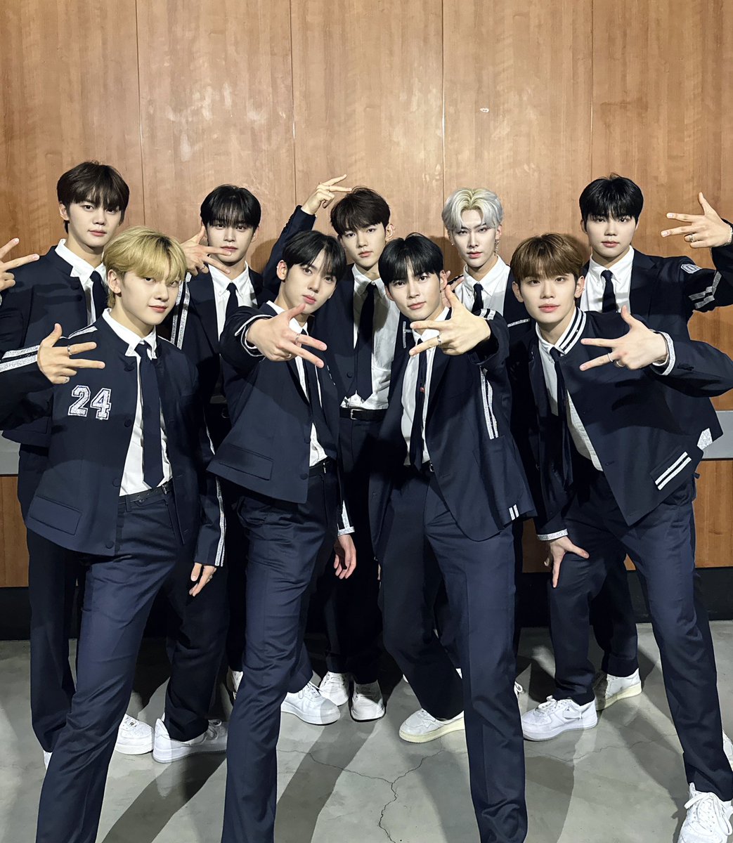 ZEROBASEONE tweet media