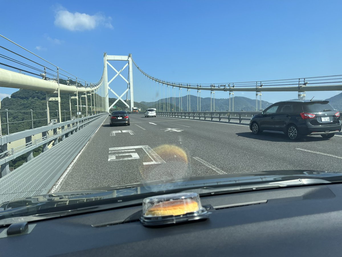 453Bass's tweet photo. チーズケーキ解凍してる☀️ https://t.co/FmexUR9AzI