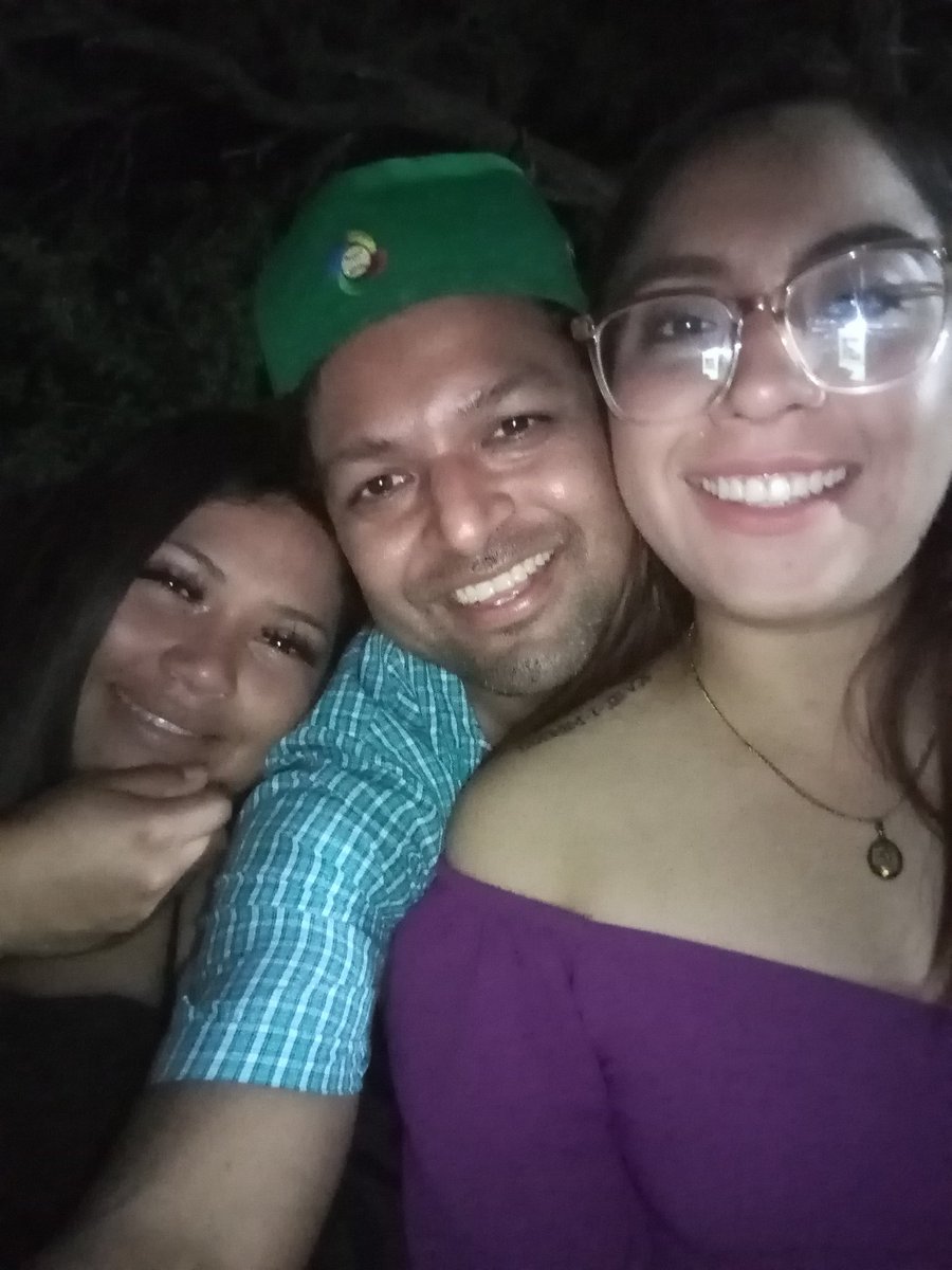 rock_azteca's tweet photo. Con las mas PRECIOSAS del mundo mundial.... ๐๐๐
#bellas #ragazzas #reinas #queens https://t.co/dBBLDY3FWH