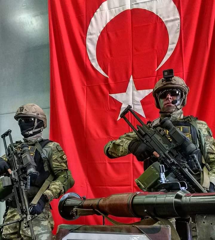 Ben bu vatanı karşılıksız da severim diyenlere selâm olsun 🇹🇷