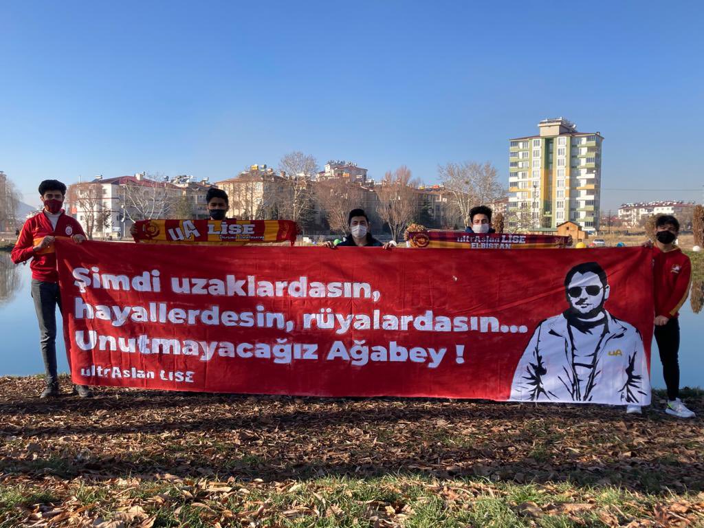 ultrAslanLISE's tweet photo. Günaydın #Galatasaray ailesi.

#ultrAslanLİSE https://t.co/U8Au1lyi1W
