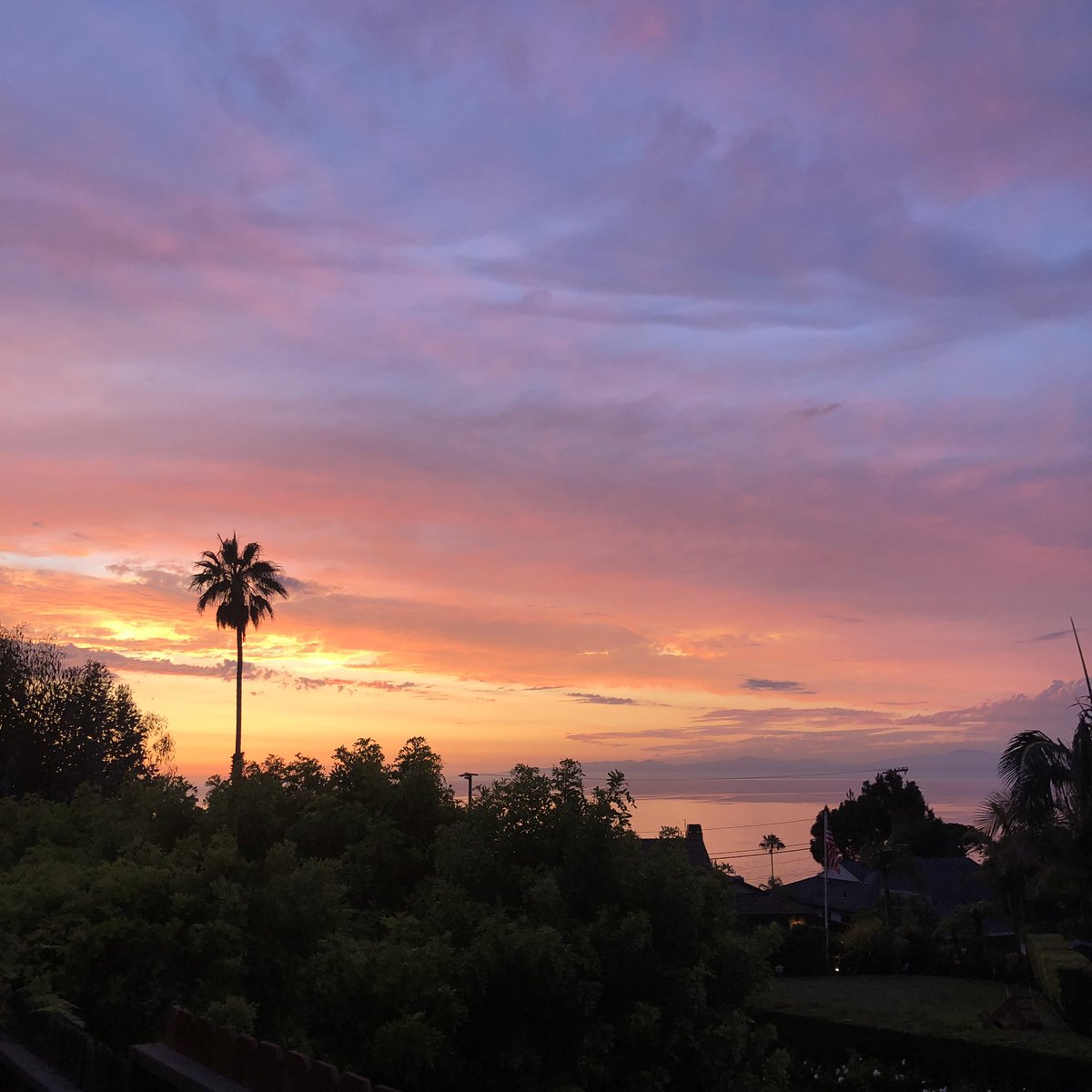 The calm… before #HurricaneHilary arrives in #RedondoBeach