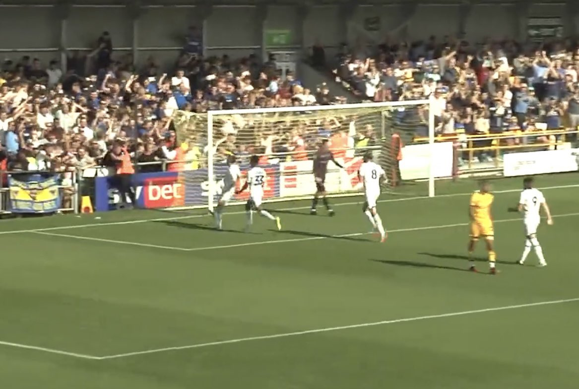 HF_Fazal66's tweet photo. After all the pain of playing #SuttonUtd in recent seasons, finally @AFCWimbledon put them in their place at Gander Green Lane! 3-0, one to remember. https://t.co/sdzqQ2l8Ua