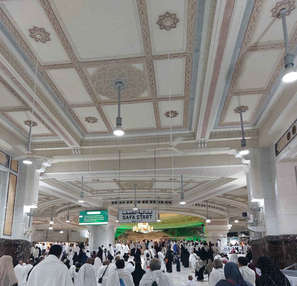 Haidyab17's tweet photo. و لا جعلهُ اللهُ اخر العهدِ مني لزيارتِكُم .. https://t.co/TPo6NwaCNu