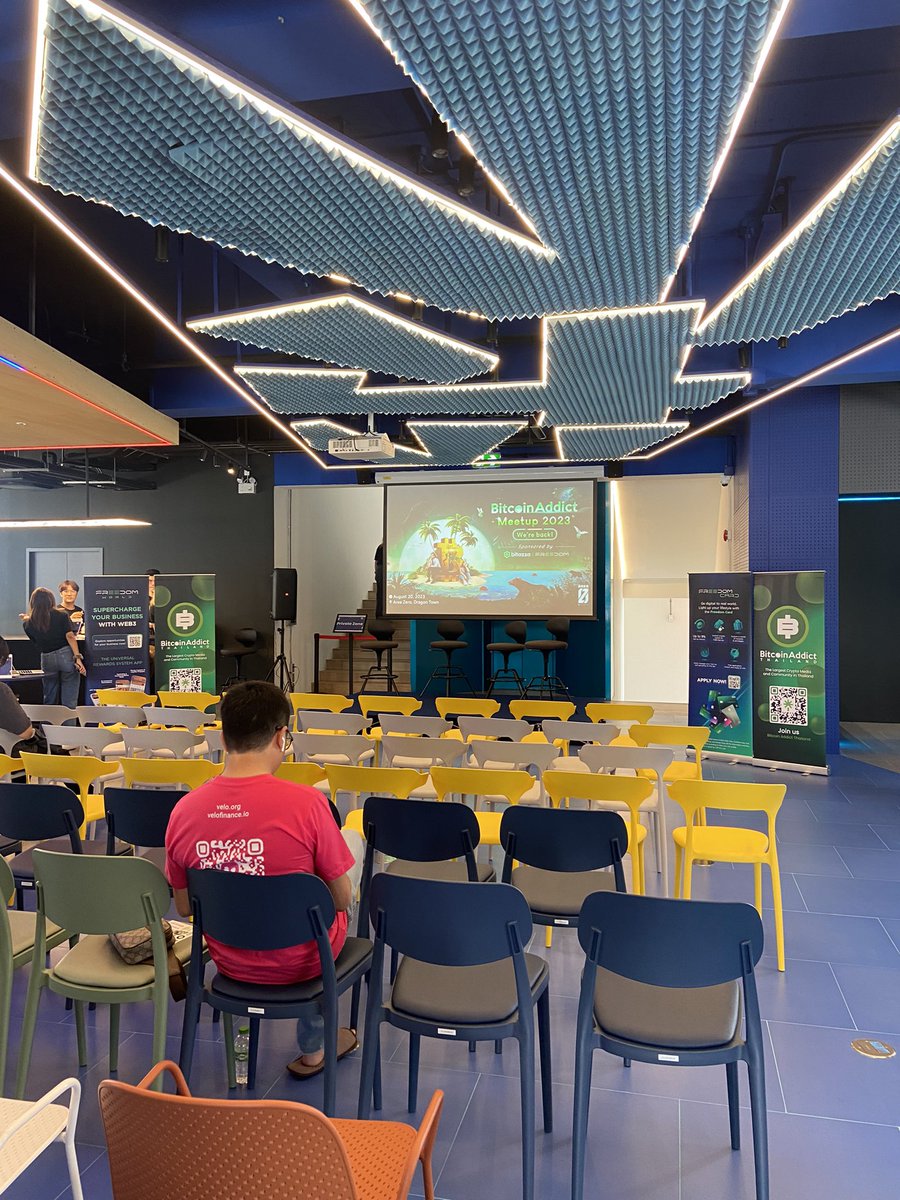 BitcoinAddictTH's tweet photo. เริ่มแล้ว!! Bitcoin Addict Meetup 2023 มีกิจกรรมสนุก ๆ และของรางวัลให้คุณลุ้นรับกันจัดเต็ม! รีบมากันนะค่า 🤩 🎉🎁
ใครถ่ายรูปร่วมกิจกรรม Check in อย่าลืมติด #BitcoinAddictMeetup2023 💚💚 https://t.co/uYlEDkGfPG