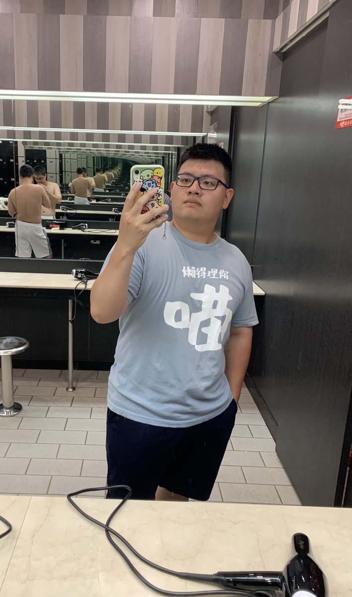 han20180428's tweet photo. 最後一次的中原店 
旁邊是男友☺️
#有練就拍 https://t.co/8birlMOJKD