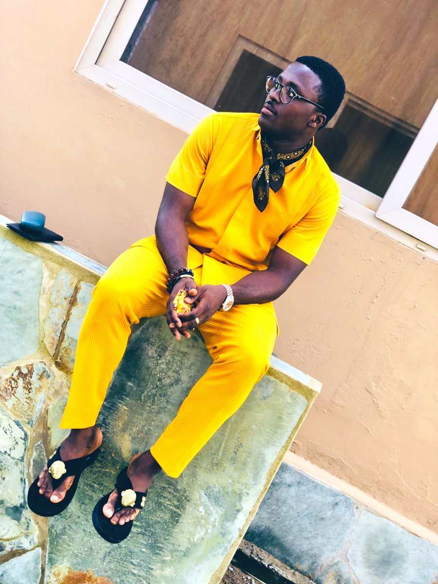 Dear God: please protect me from these standing next to me that don’t want the best for me…🙏#As21