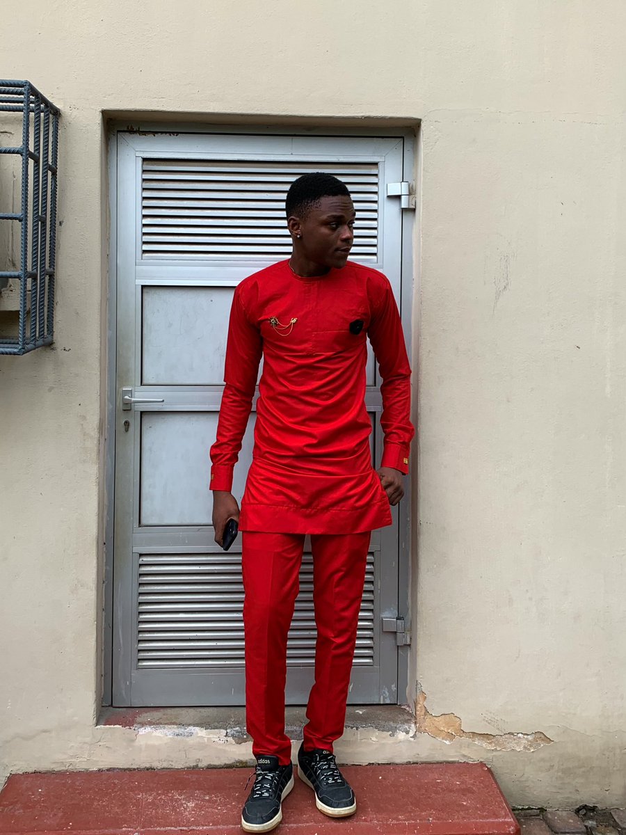 lare_jay11's tweet photo. Happy birthday Damilare!❤️
#birthdayboy #leoking https://t.co/uj5kPYY2Qu