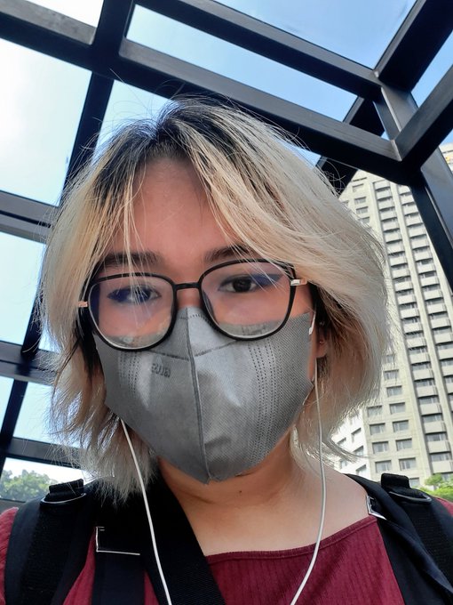 「眼鏡 衛生マスク」のTwitter画像/イラスト(新着)