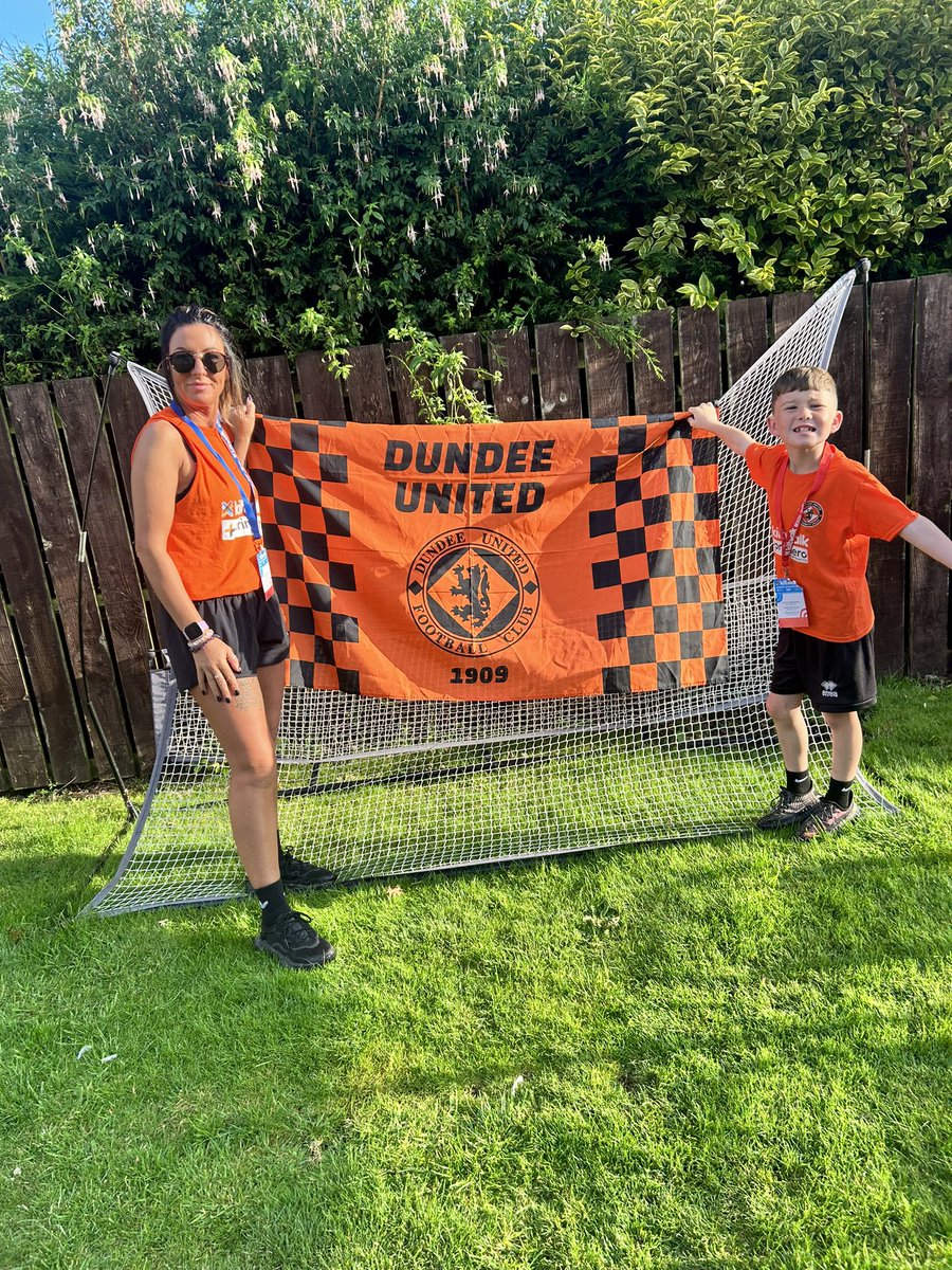 Todays the day me and my bairn do the 20 mile kiltwalk for @dundeeunitedct if anyone would like to sponsor us it’s pinned at the top of my page. So far we have raised £1083.50 🧡🖤💪
#kiltwalk2023