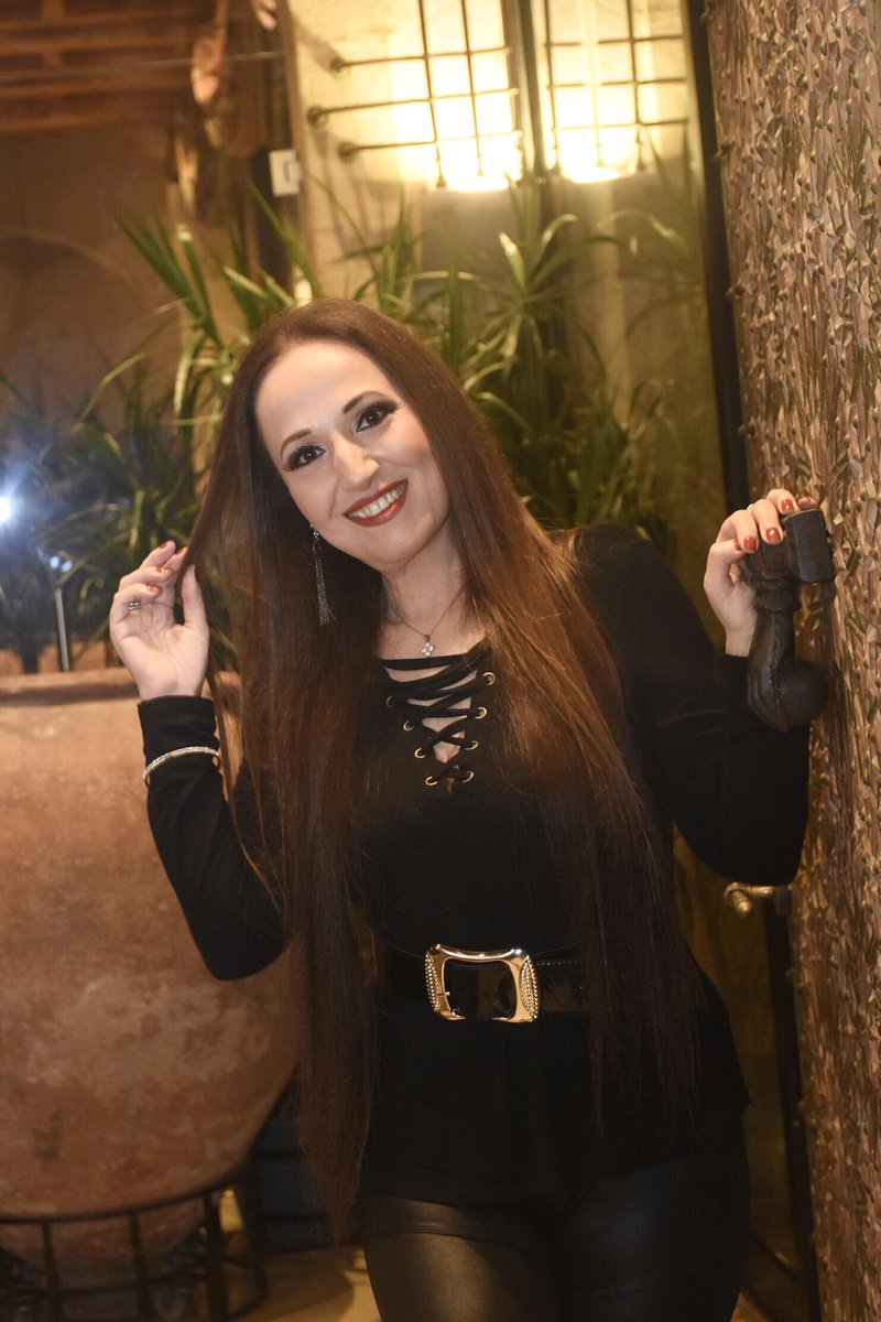 Lydia_Canaan's tweet image. I’m Number One on the ReverbNation #RockCharts (276 weeks in total)🎉
Much thankful to my #fans ♥️

#LydiaCanaan #singer #vegan #poet #songwriter #humanitarian #UN #pioneer #Lebanese #Swiss #RockStar #music #songs #women #rebel #art #Europe #MiddleEast #FirstRockStar #FreeAssange