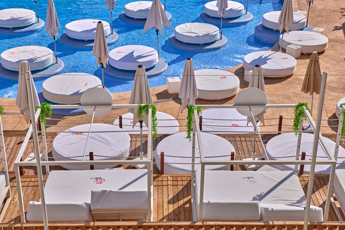 BH Mallorca tweet media