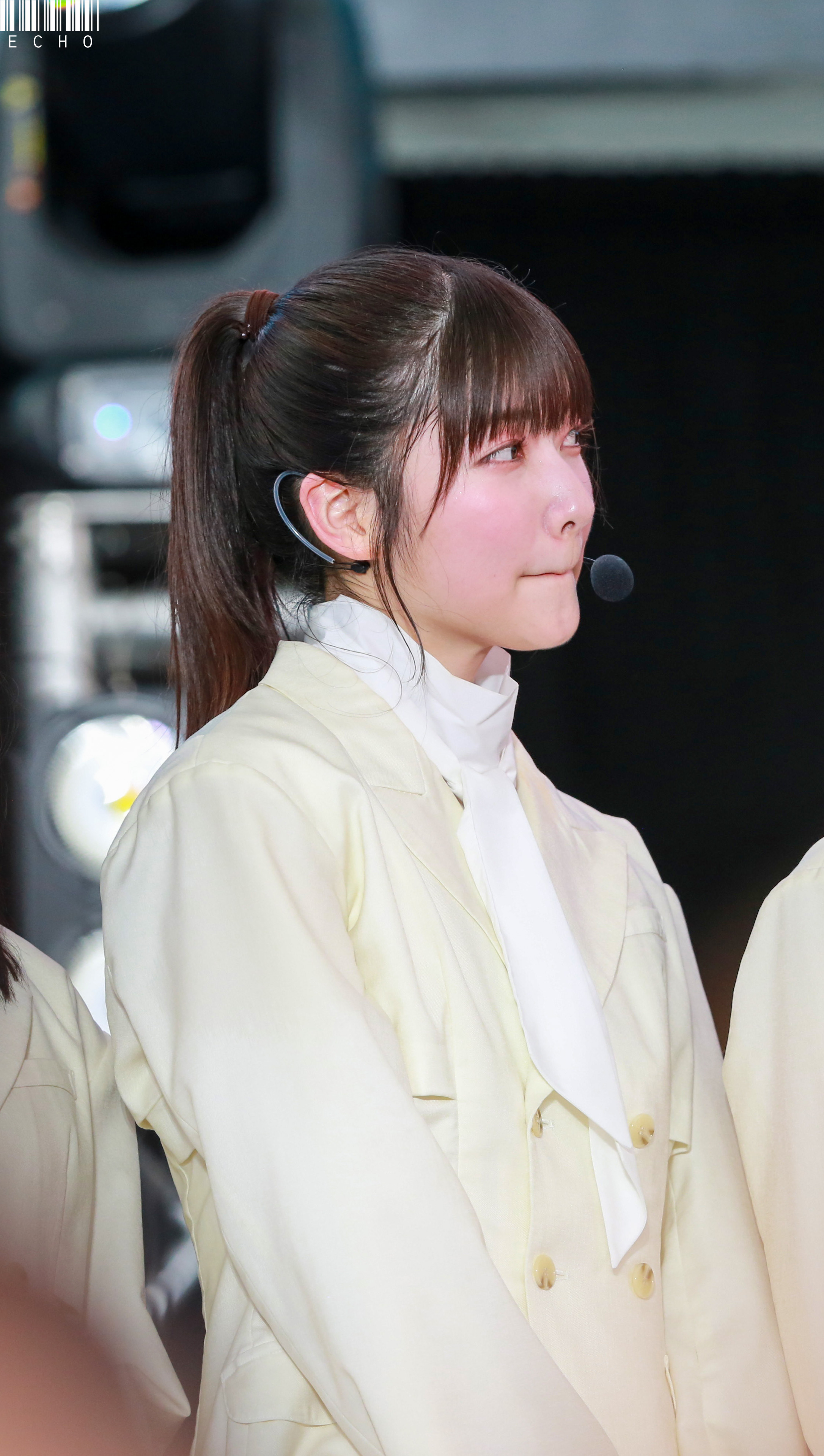 櫻坂46 大園玲1st写真集 半分光、半分影【@Loppi・HMV限定カバー