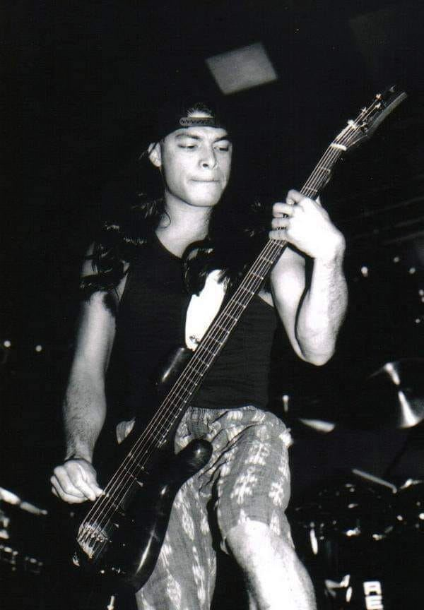 A YOUNG ROBERT TRUJILLO... METALLICA, OZZY OSBOURNE, SUICIDAL TENDECIES, INFECTIOUS GROOVES
#roberttrujillo #metallica #suicidaltendencies #ozzyosbourne #infectiousgrooves