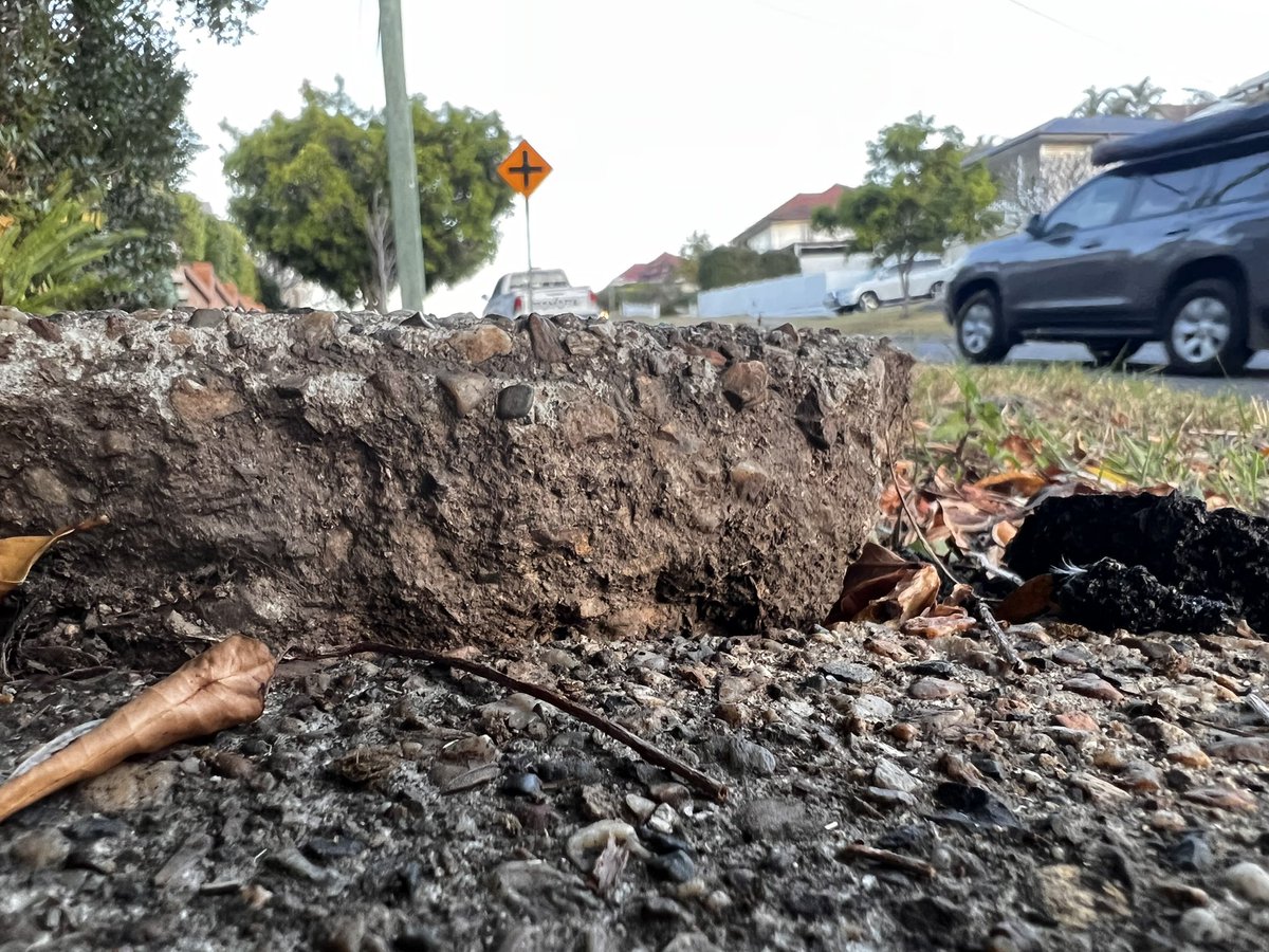 UnwalkableBris1's tweet photo. @MsFridayology Check out the lip on this lovely #footpathsofBrisbane https://t.co/uMqgMTjhDz