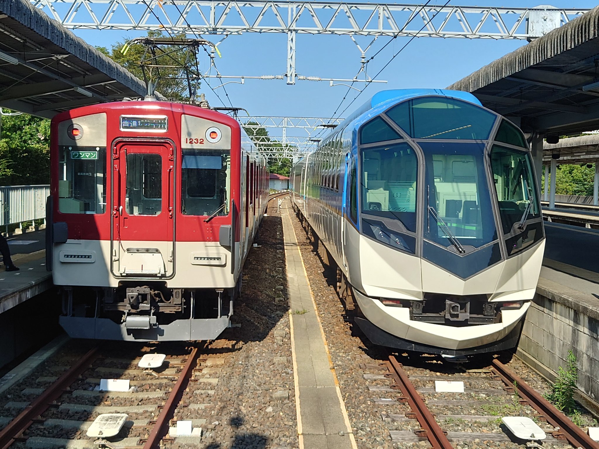 近鉄番号板１１４２４新エース先頭車掘り字 近畿日本鉄道 近鉄2610系電車 2624 恩智駅 鉄道フォト・写真 by