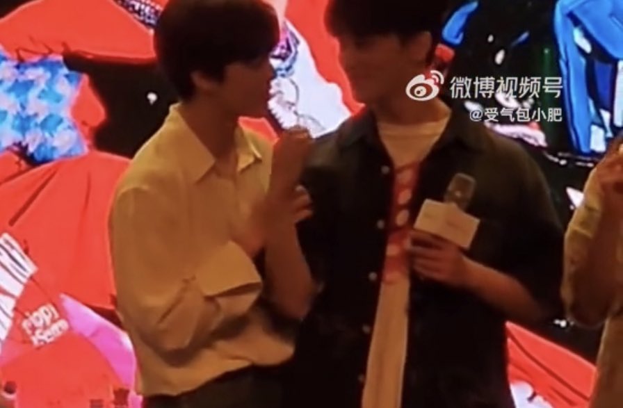 hylimkna's tweet photo. แล้วใครจะอ้อนพี่ม้าคจ๋าได้เก่งเท่าน้องแจมินนนนน ฮืออออออออออออ ไปอ้อนให้คนพี่ทำหัวใจที่แก้มกุนุหน่อนสิๆๆ และก็ทำหูแมวอีกกกกก โจบบบบบบบบนะคะ ม้าคมินเค้าไม่ได้เลิกกันนะคะ พวกชิปปิ้งต้องใจเยนน  https://t.co/0PTHuqK9df