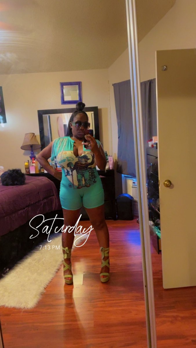 #barlouielascolinas
#bobbisoxdesotolounge
#texasweather🥵🥵
#Melanin