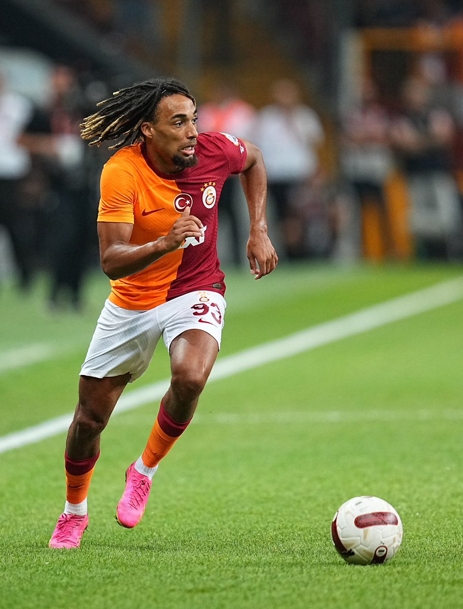 GalatasaraySK's tweet photo. 🌪️ 𝑺𝑨𝑪𝑯𝑨𝑨𝑨 𝑩𝑶𝑬𝑬𝑬𝑬𝑬𝒀𝒀 ! 🧿 https://t.co/ayGxUI38Bt