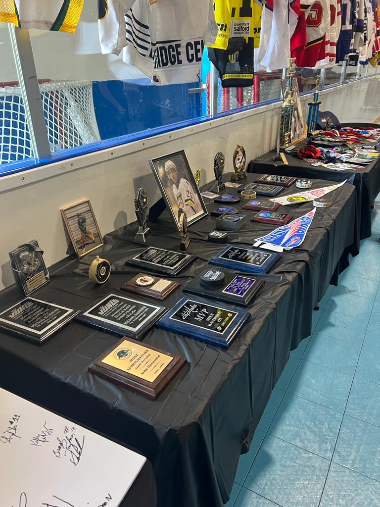 TeamGBicehockey's tweet photo. 💙 You'll never be forgotten Hammy 💙

Hundreds of friends, family and team-mates gathered yesterday for a Celebration of Life service for Mike Hammond in Canada. https://t.co/9r7ujSPFN8